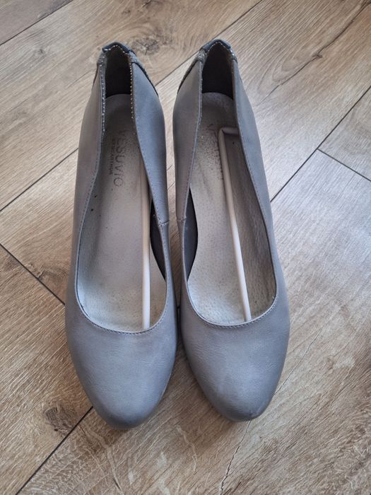 Buty damskie rozmiar 39 sprzedam
