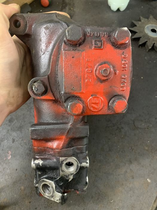 Редуктор рульовий Е38