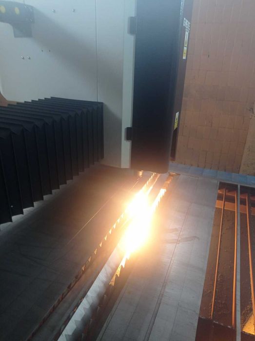 Лазерна різка, гнуття металу