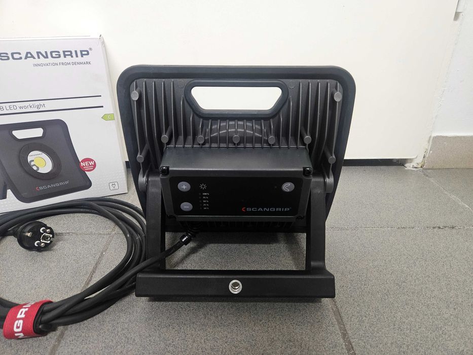 Robocza Lampa LED Reflektor SCANGRIP Nova 6K