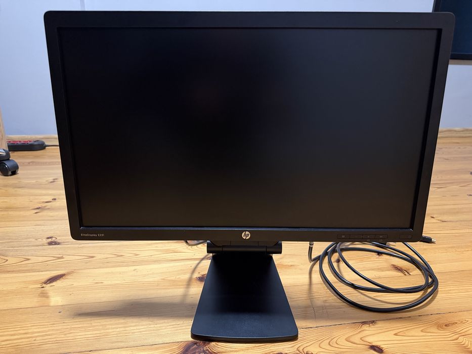 Monitor HP 23” Full HD Pivot