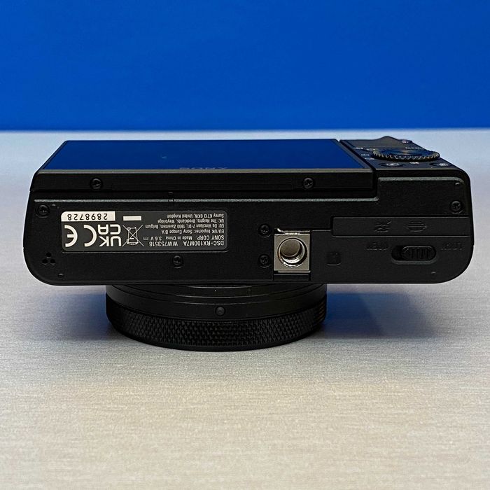 Sony CyberShot DSC-RX100 VII (20.1MP) - 3 ANOS DE GARANTIA