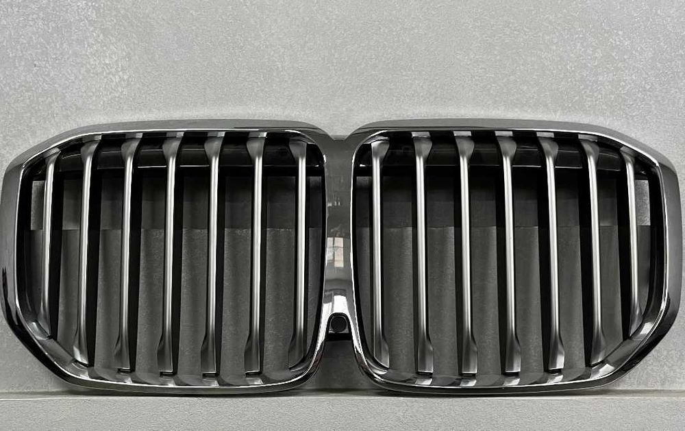 Решітка радіатора ноздрі ноздри BMW X7 БМВ Х7
