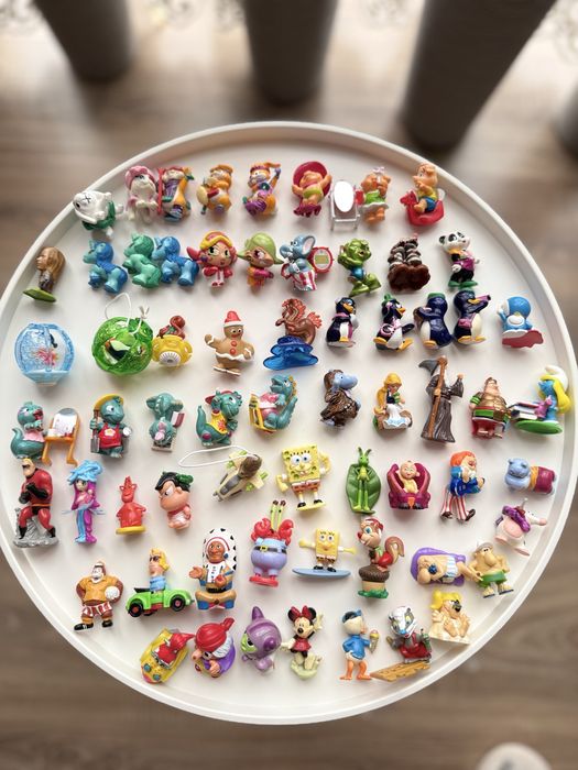 Продаж играшки киндер