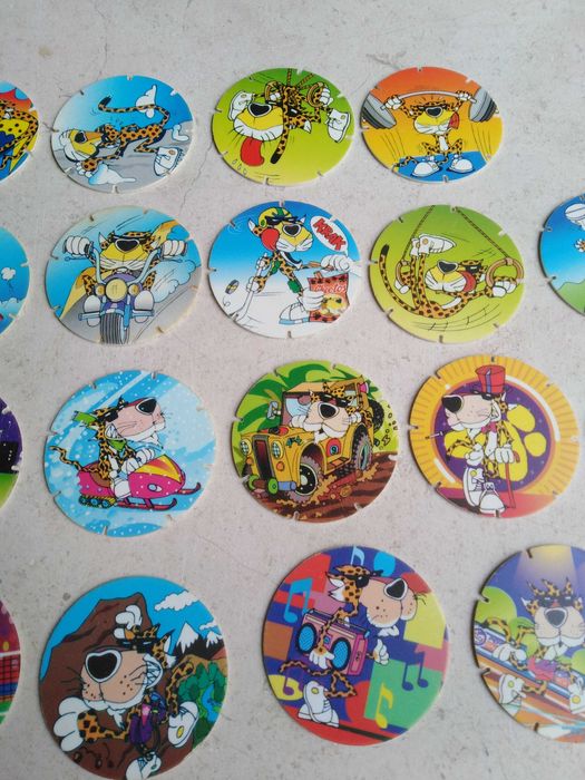 Conjunto de 30 Tazos Chester Matutano