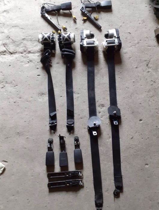 Ремінь безопасности безпеки W204 205 212 213 221 164 166 169 245 218