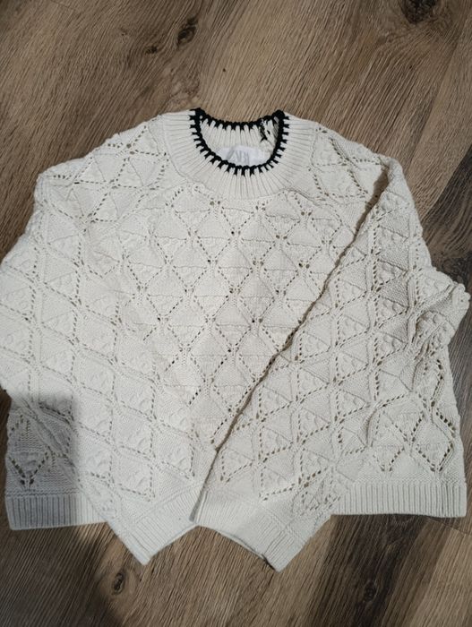 Стильний светрик Zara