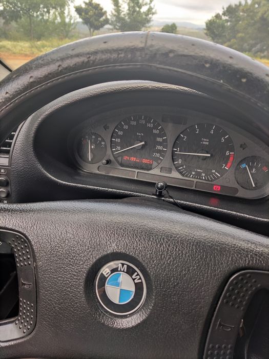 BMW série 3 E36 ...