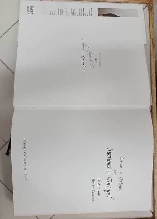 Livro Oriente e Ocidente