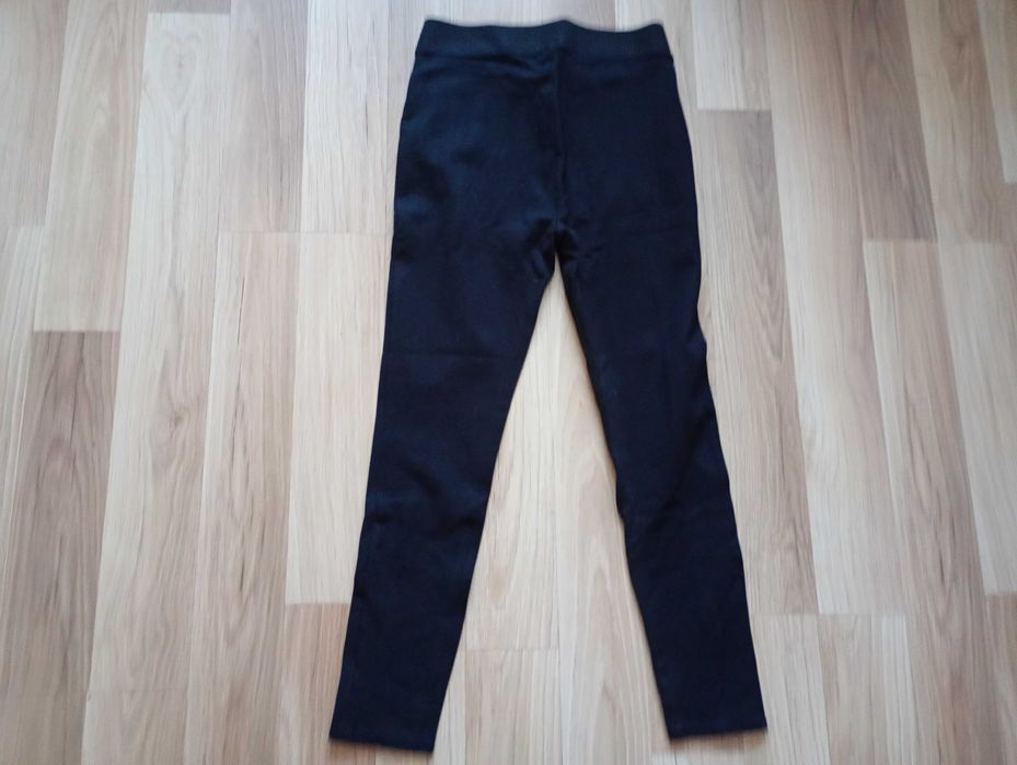 Legginsy river island