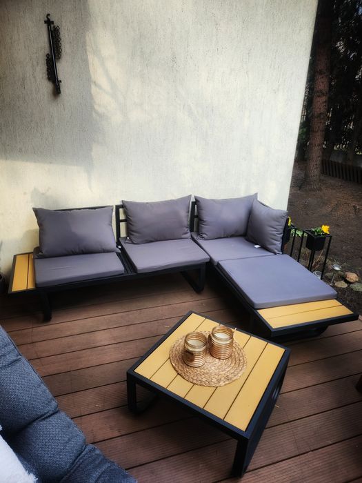 Nowoczesny kompaktowy  zestaw mebli ogrodowych