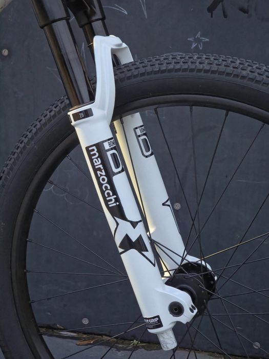 DirtJump SPECIALIZED P3 2026