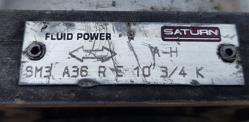 Pompa hydrauliczna Saturn Fluid Power S​M​3 A​6​2 R E​ 1​0NK NOWE