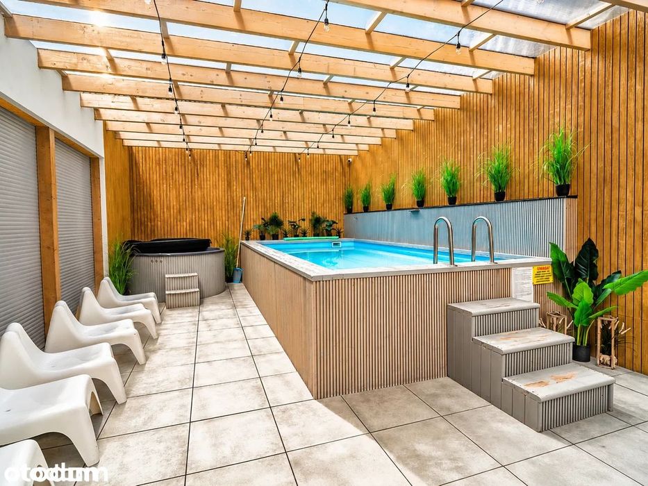 Basen, sauna, jacuzzi - dom na własność