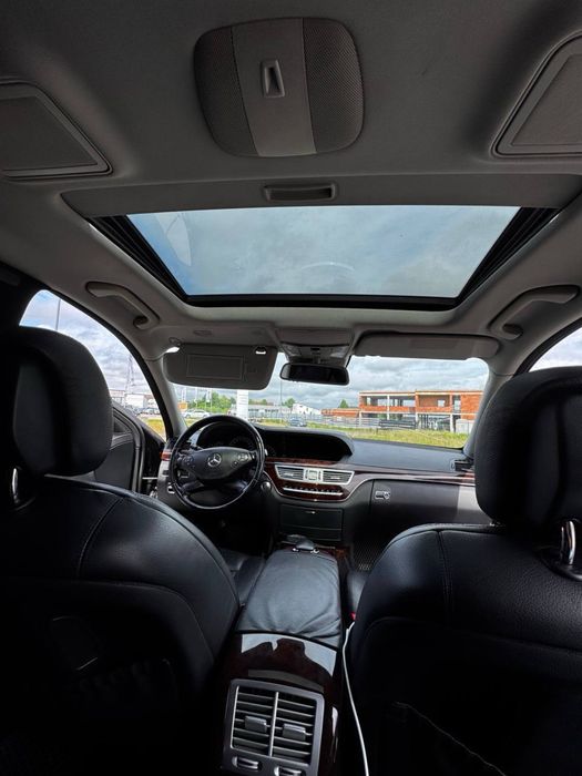 В продажі Mercedes benz w221 2009