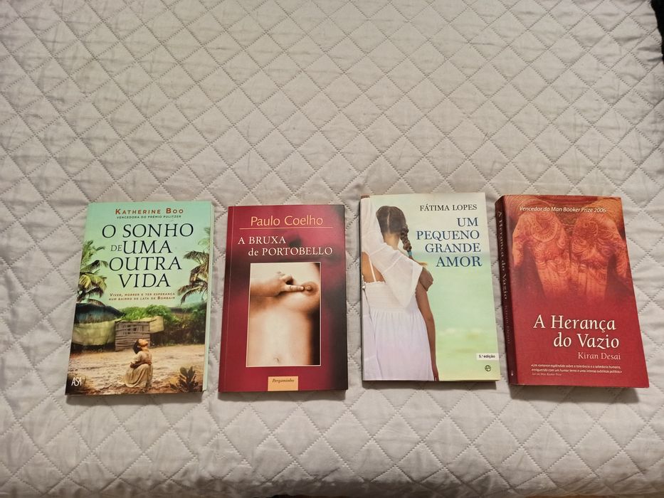 Vários livros em bom estado