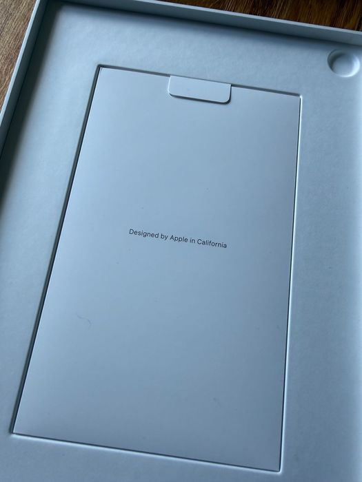 Nowy iPad Air Gen 7 procesor M3 128GB 11 cali
