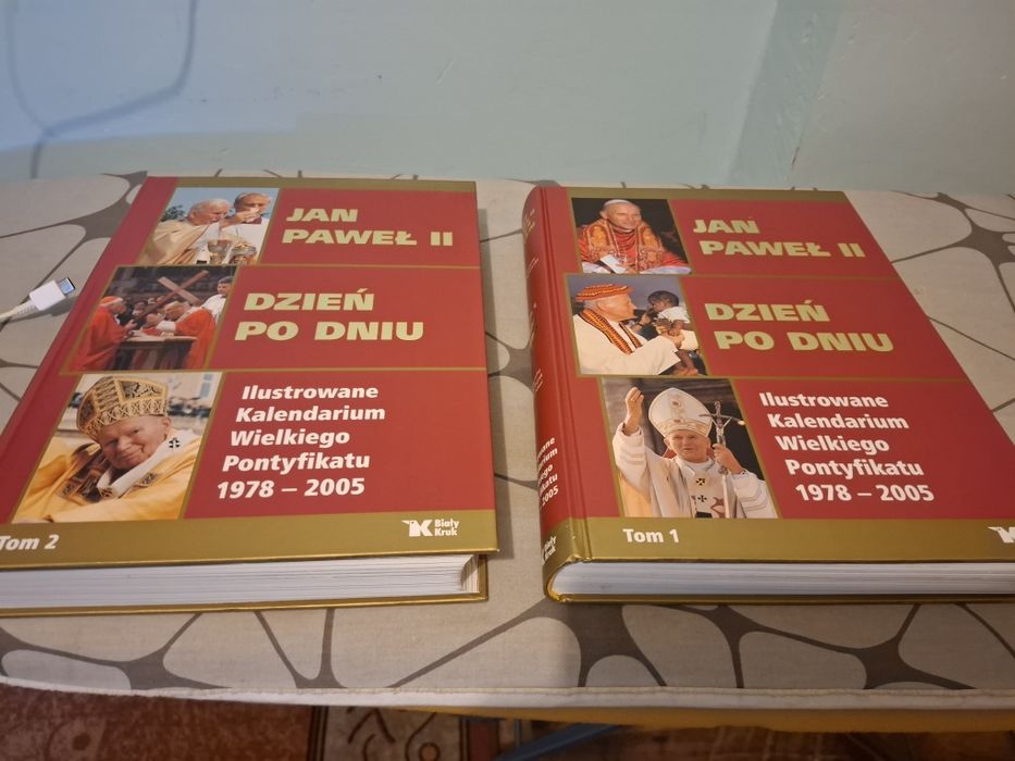 Sprzedam Album z życia Jana Pawła 2
