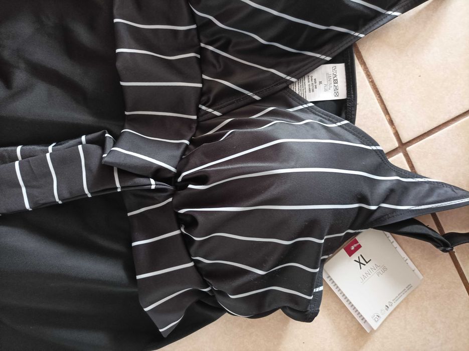 Strój kąpielowy czarny z sukienką rozm XL