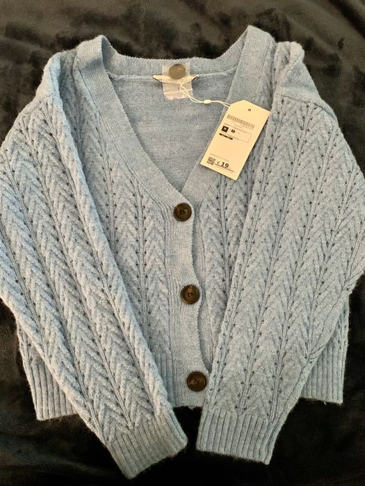 Casacos novos tamanho M (rosa e azul)