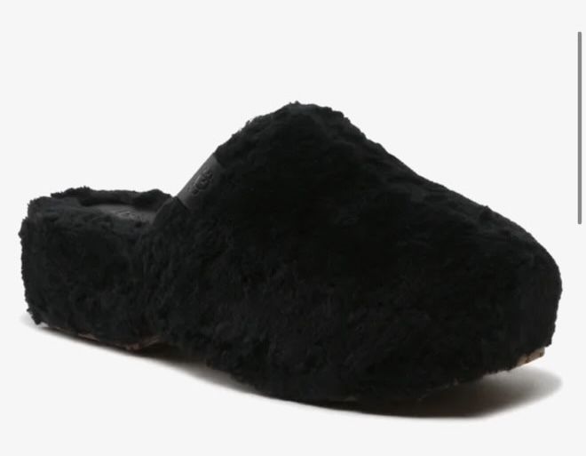 Тапки клоги UGG Hausschuhe W Fuzz Sugar Clog