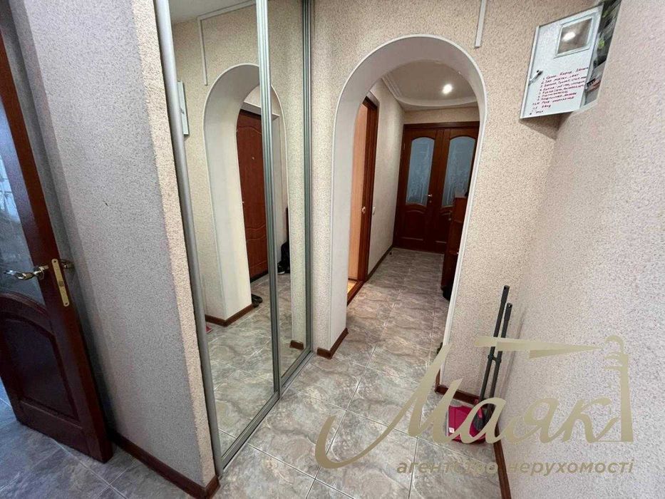 продам 2-к.кв.6/9,пр.Преображенський,25,зуп.Школа