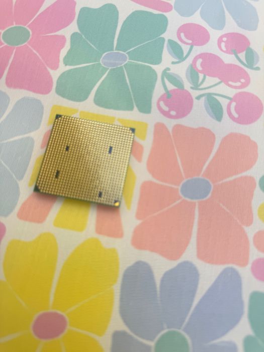 Процесор AMD AMD Phenom ll 840T
HD840TWFK4DGR