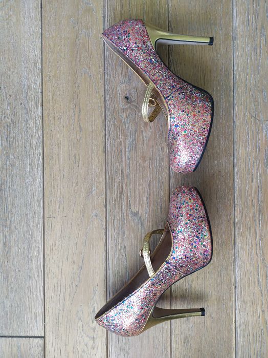 Brokatowe czółenka na obcasie Kolorowe Błyszczące szpilki