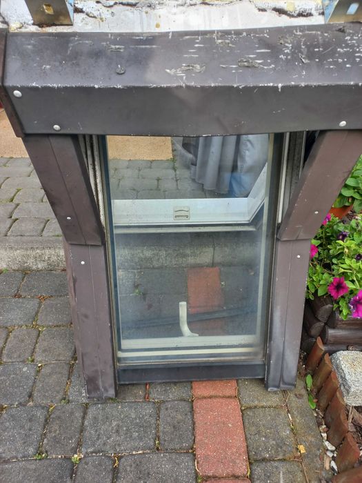 Okno dachowe z demontażu