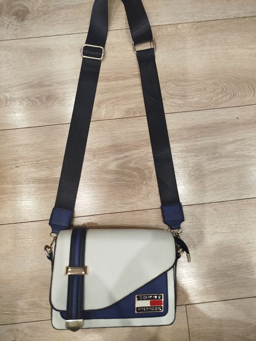 Sprzedam torebkę Tommy Hilfiger