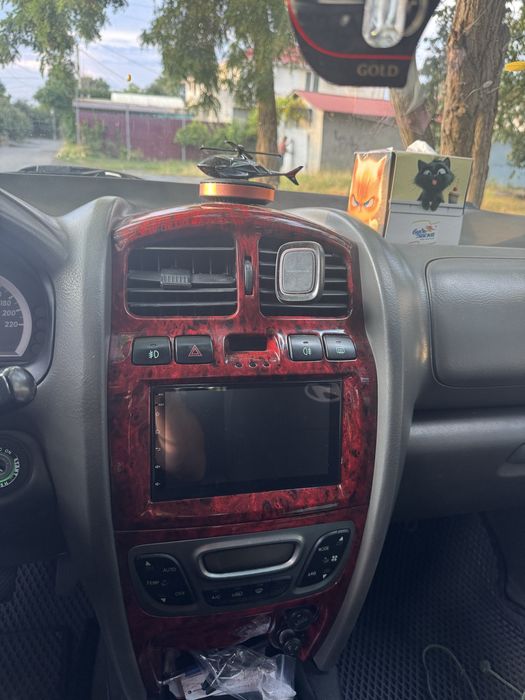 HYUNDAI SANTA FE 2006 VIN KMHSC81AP6U088295 фото оголошення 4 з 5
