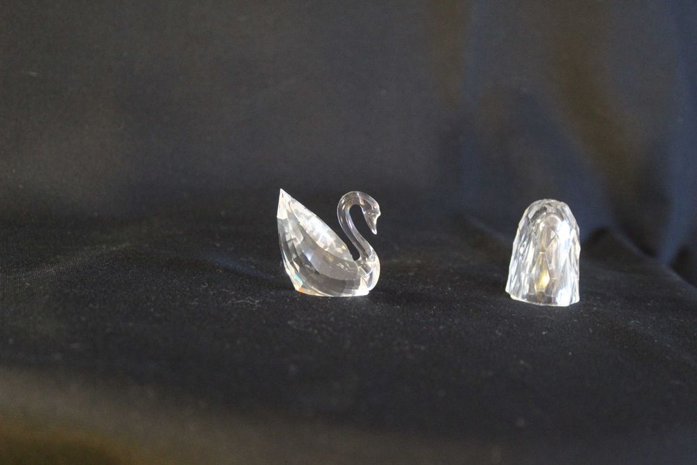 Estatueta de cisne da Swarovski em cristal com 236 facetas, anos 90.