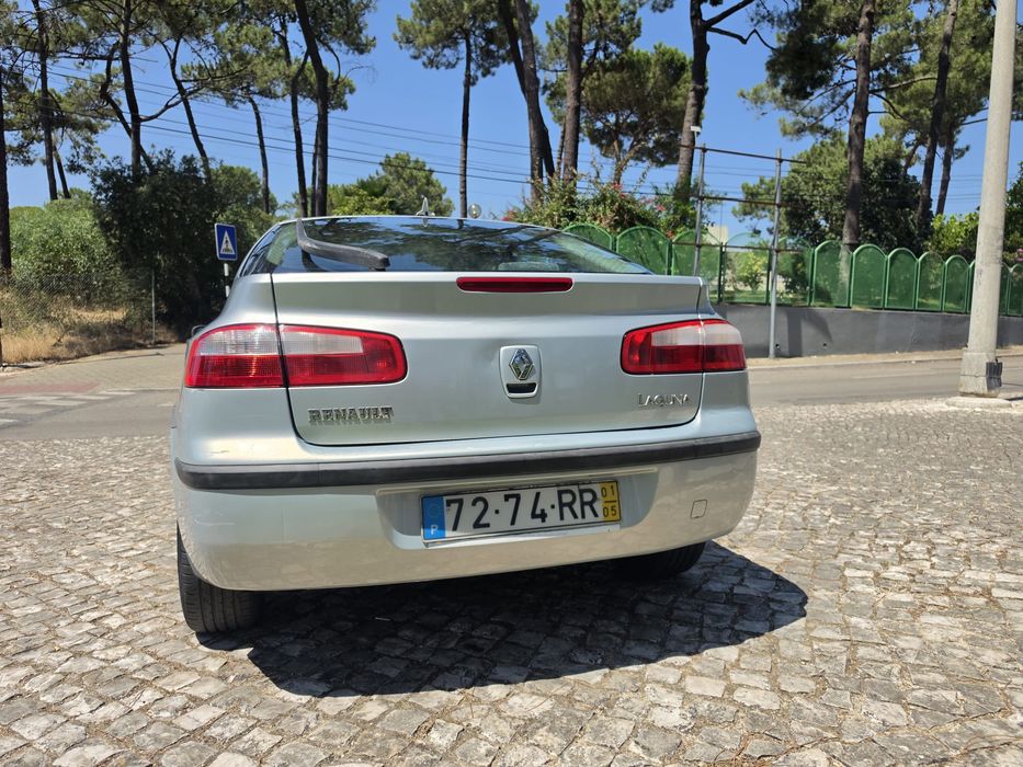 Renault Laguna || 2001