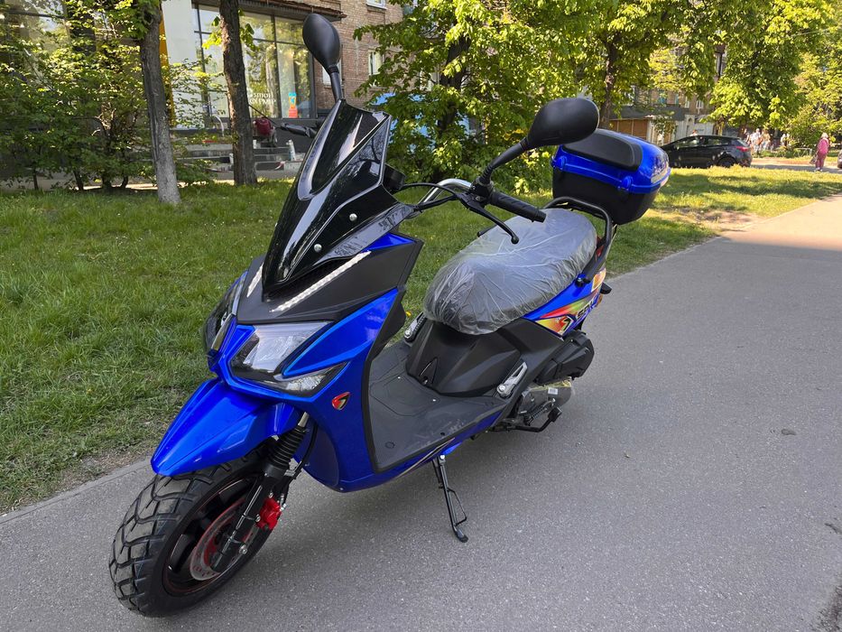 Скутер SPARK SP150S-19BN