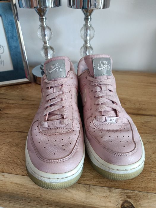 Buty Nike air force 1 pudrowy róż 36,5
