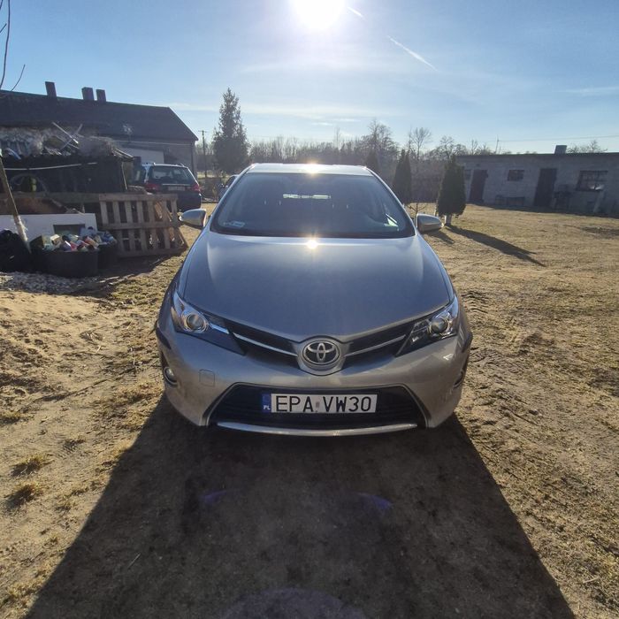 Toyota Auris 1.4 2015 r.