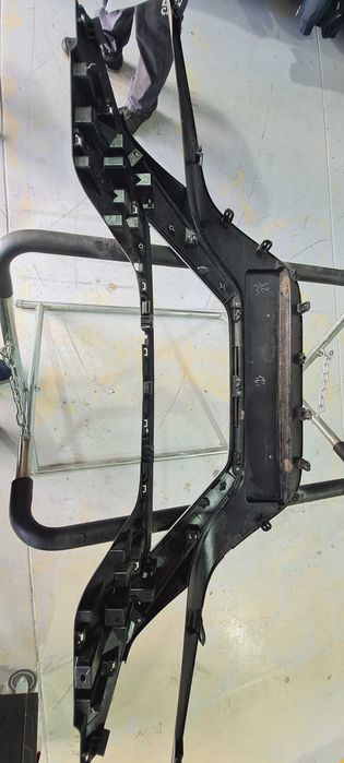 Nissan leaf - Friso dianteiro para choques frente