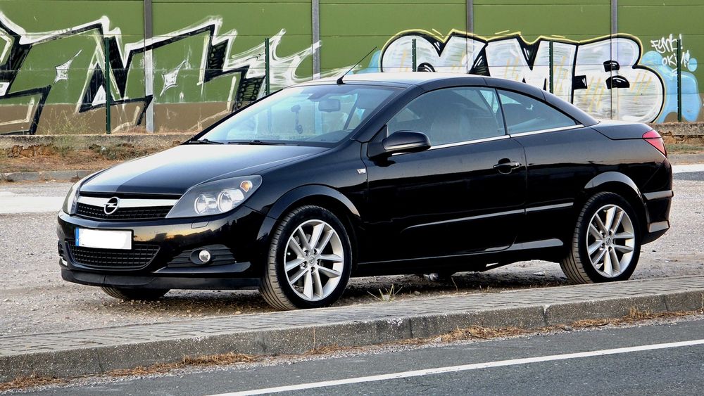 OPEL ASTRA H TWINTOP 1.9 cdti (150cv) — photo 3