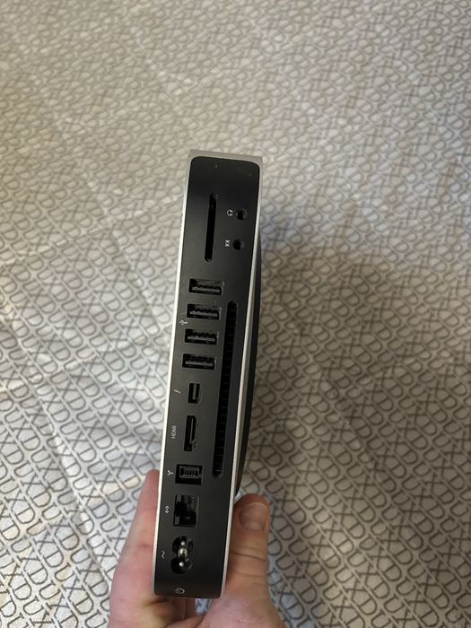 Konputer APPLE MAC MINI A1347 i5 16 GB RAM dysk 500 GB