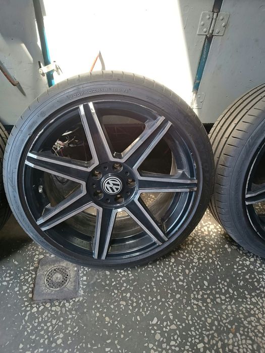 Kompletne koła z oponami Dunlop 225/40 ZR18 92Y