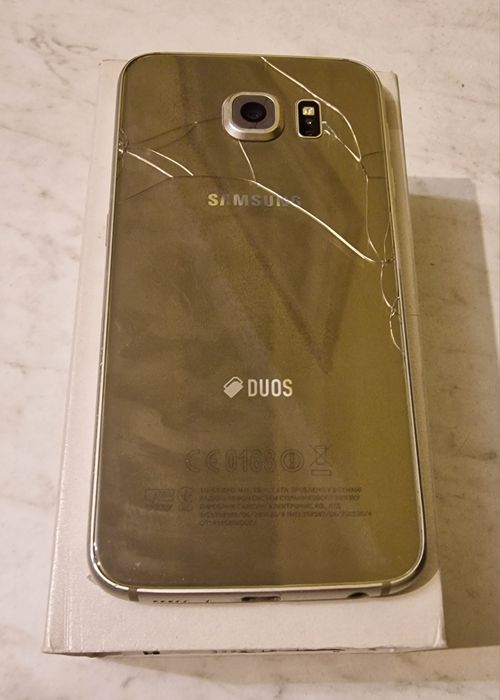 Смартфон Samsung Galaxy s6