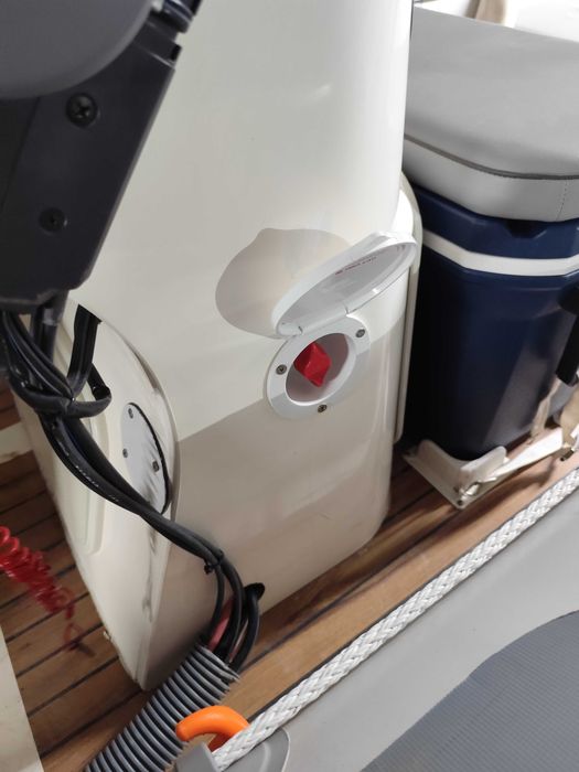 Semirigido valiant V 570 c/ Yamaha 80 hp injeção