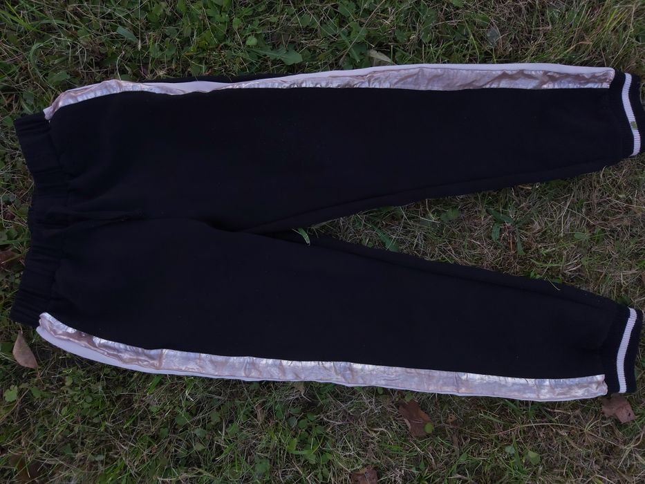 Штани шкільні на дівчинку