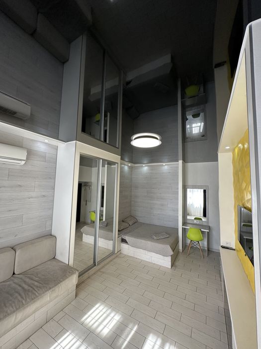 Центр #3 Yellow Wall apartment . Центр Новострой, с бомбоубежищем