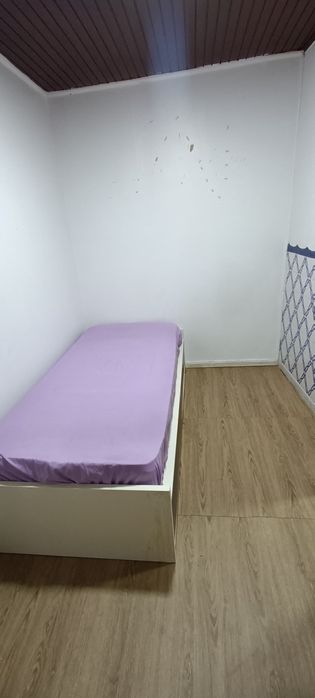 Quarto janela luminoso