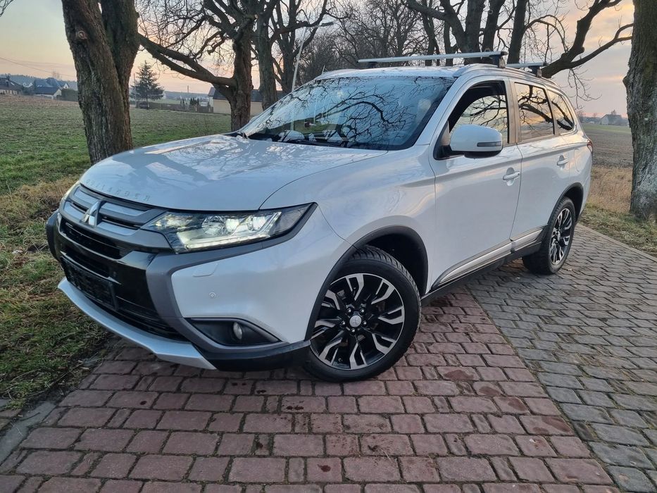 Mitsubishi Outlander Salon Polska + 4x4 + Drugi właściciel + Kamera cofania + Religi +