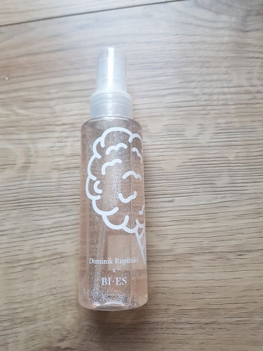 Perfumowana mgiełka do ciała roswietlajaca Pink Dominik Rupinski Bi-es