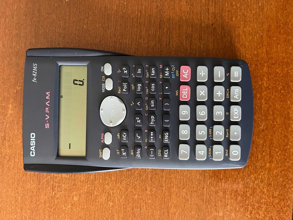 Calculadora Cientifica Casio fx-82MS - Impecável