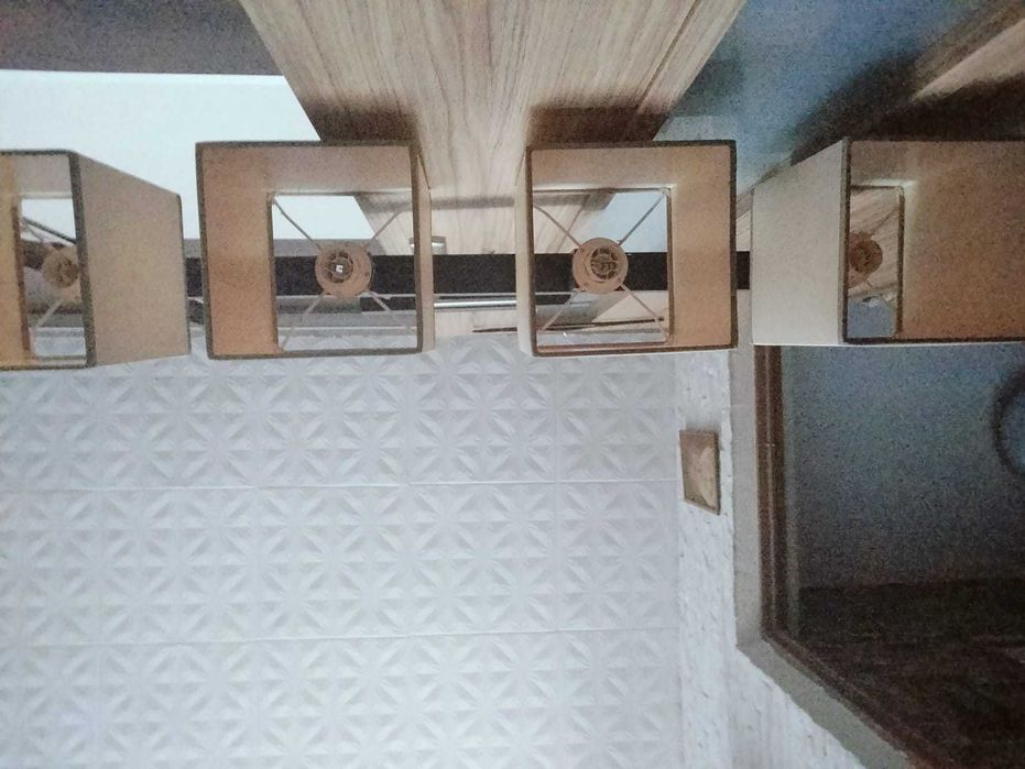 Lampa sufitowa 4 klosze