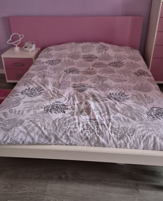 Cama 135cm por 200cm